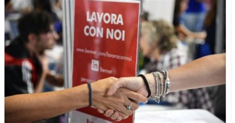 offerte lavoro prada torino